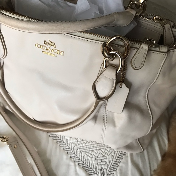 Coach Purse - Picture 2 of 8